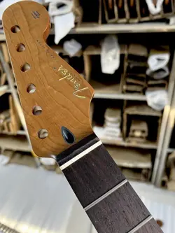 STAINLESS STEEL 22FRET ROSEWOOD ROASTED MAPLE ELECTRIC GUITAR NECK FOR FENDER ST