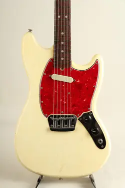 FENDER 1965 MUSICMASTER 2 WHITE