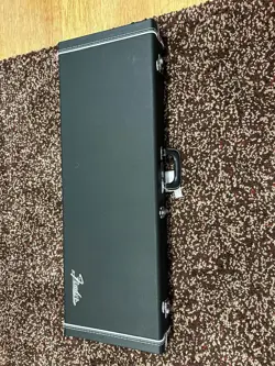 FENDER CLASSIC STRAT TELE  GUITAR CASE