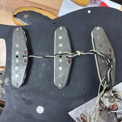 FENDER STRATOCASTER 1976