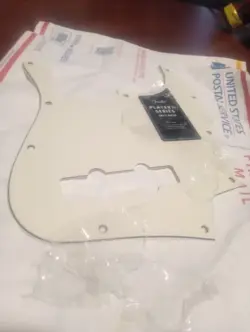 3PLY PARCHMENT PICKGUARD FOR FENDER STANDARD JAZZ BASS USA MIM 4-STRING
