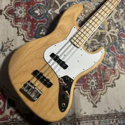 FENDER  JAPAN TRADITIONAL '70S JAZZ BASS USED ELECTRIC BASS