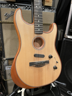 FENDER AMERICAN ACOUSTASONIC STRATOCASTER ELECTRIC GUITAR - NATURAL - EXCELLENT!