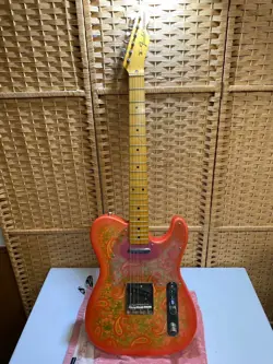 PINK PAISLEY 1985-1986