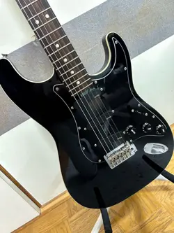 FENDER AERODYNE II STRATOCASTER EMG SAFE PACKING!