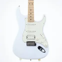 FENDER JUANES STRATOCASTER MAPLE FINGERBOARD LUNA WHITE USED ELECTRIC GUITAR