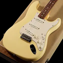 FENDER AMERICAN VINTAGE 62 STRATOCASTER WHITE USED ELECTRIC GUITAR 1992