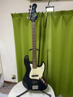 LET'S LOCK BY FENDER GIG STANDARD JB SOUND GOOD