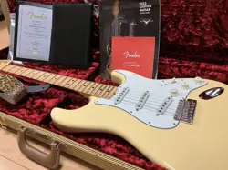 ELECTRIC GUITAR FENDER CUSTOM SHOP YNGWIE MALMSTEEN SIGNATURE STRATOCASTER