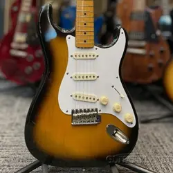 FENDER JAPAN ST57-70-T