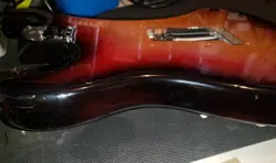 DELUXE STRATOCASTER WITH