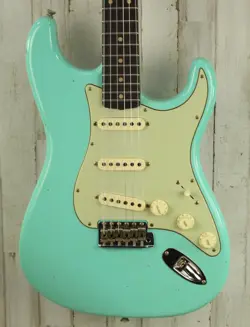 NEW FENDER 1959 STRATOCASTER JOURNEYMAN RELIC - FADED AGED SEA FOAM GREEN (414)
