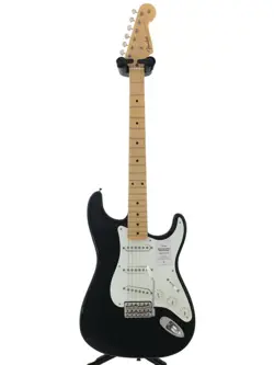 FENDER ELECTRIC GUITAR/STRATO TYPE/BLACK TYPE/SSS/SYNCHRO TYPE//