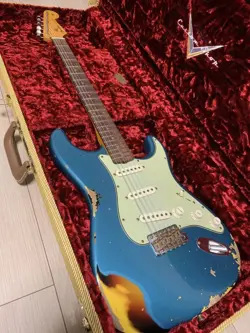 MACHINE 1961 STRATOCASTER