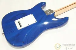 DELUXE STRATOCASTER SAPPHIRE