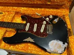 FENDER CUSTOM SHOP '62 STRATOCASTER HEAVY RELIC - HANDWOUND PU'S / BLACK