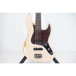 FENDER FLEA JAZZ BASS SHELL PINK ROAD WORN NITROCELLULOSE LACQUER