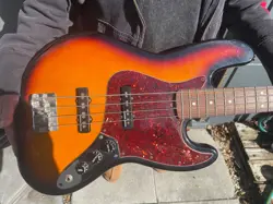 2000 FENDER JAZZ BASS MEXICO