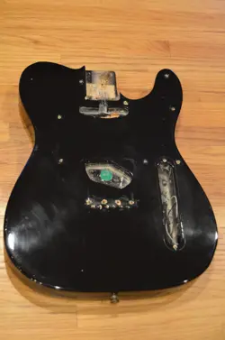 FENDER 1975 TELECASTER BODY