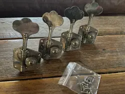 VINTAGE FENDER BASS TUNERS NON REVERSE