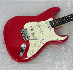 2000 USA FENDER AMERICAN STRATOCASTER STRAT ELECTRIC GUITAR IN RED FINISH