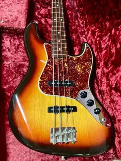 ELECTRIC JAZZ BASS GUITAR FENDER JB62-115 SUNBURST MADE IN JAPAN WITH SOFT CASE