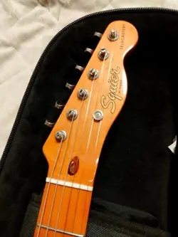 FENDER TELECASTER CLASSIC