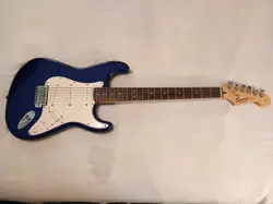 SQUIER BY FENDER AFFINITY SERIES STRAT ELECTRIC GUITAR - BLUE