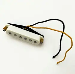 FENDER® CUSTOM SHOP TEXAS SPECIAL STRAT MIDDLE PICKUP USA 6.34K LIGHTLY USED.