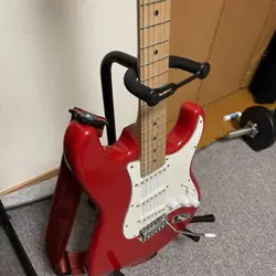 FENDER STRATOCASTER TYPE
