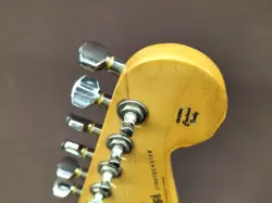 GUITAR SPEAKER BUILT-IN