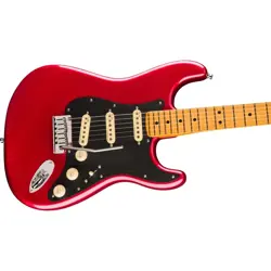 FENDER AMERICAN ULTRA II STRATOCASTER MAPLE FINGERBOARD SINISTER RED LIMITED QUA