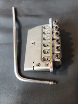 TREMOLO BRIDGE USA