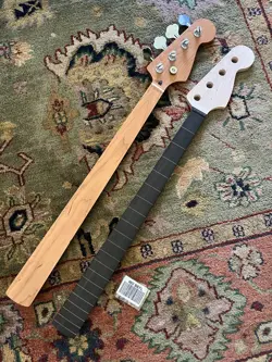 NEW WD FENDER LICENSED FRETLESS NECK FOR JAZZ BASS, WITH LINES - WITH EXTRA!