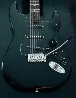 SQUIER AFFINITY STRATOCASTER BY FENDER BLACK