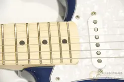 50'S STRATOCASTER INDIGO