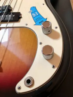 FENDER PRECISION AMERICAN