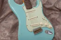 STRATCASTER RELIC USED