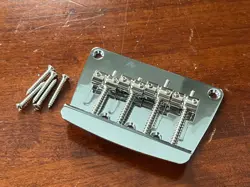 FENDER AMERICAN PERFORMER MUSTANG BASS BRIDGE