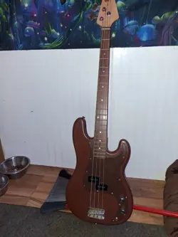 FENDER PRECISION ELECTRIC