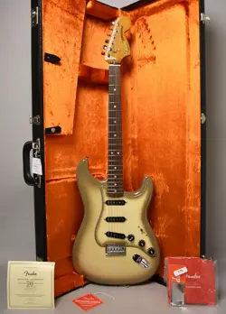 ANTIGUA STRATOCASTER W/OHSC