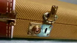 VINTAGE FENDER TWEED