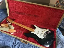 ELECTRIC GUITAR FENDER CUSTOM SHOP STRATOCASTER RETROSPECTIVE GEAR 1957 BLACK