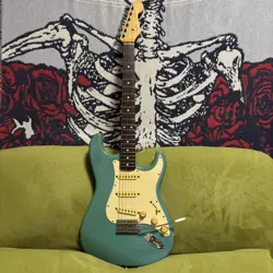 STRATCASTER ST-38J MADE