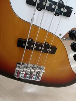 FENDER JAZZ BASS 3-COLOR SUNBURST ELECTRIC SAFE DELIVERY FROM JAPAN
