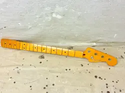 2004 FENDER PRECISION