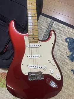 ELECTRIC GUITAR FENDER AMERICAN STRATOCASTER AMESTA MADE IN 2010