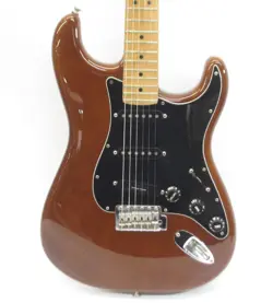 FENDER AMERICAN SPECIAL STRATOCASTER ELECTRIC GUITAR USA MADE MINT