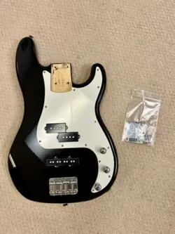 SQUIER BY FENDER AFFINITY PJ BASS BODY BLACK PRECISION P BASS GUITAR LOADED