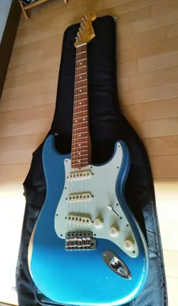 FENDER VINTERA ROAD WORN STRATOCASTER SAFE PACKING!